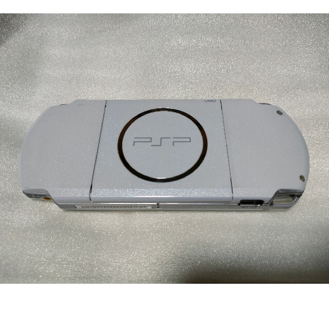 SONY(ソニー)のPSP3000pw エンタメ/ホビーのゲームソフト/ゲーム機本体(携帯用ゲーム機本体)の商品写真