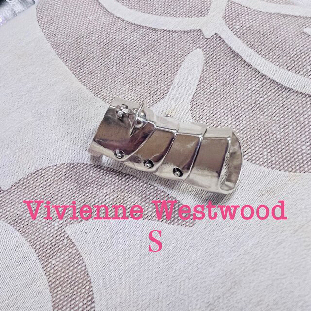 廃盤ヴィヴィアンウエストウッドアーマーリングvivienne westewood