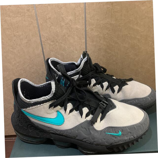 NIKE  LEBRON 16 LOW × ATMOS "CLEAR JADE"