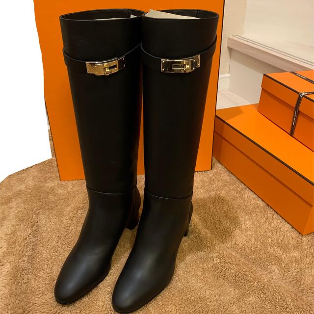 Hermes(エルメス)の○pig様専用○エルメス　ロングブーツ　ストーリー　ゴールド金具 レディースの靴/シューズ(ブーツ)の商品写真