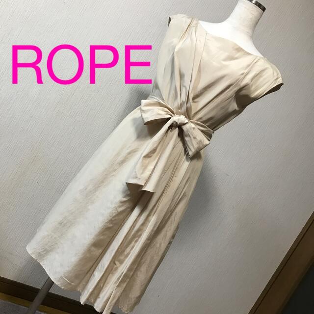 ROPE’(ロペ)の値下げ　ROPE  シンプル綺麗なワンピース　シルク52%.綿42% レディースのワンピース(ひざ丈ワンピース)の商品写真