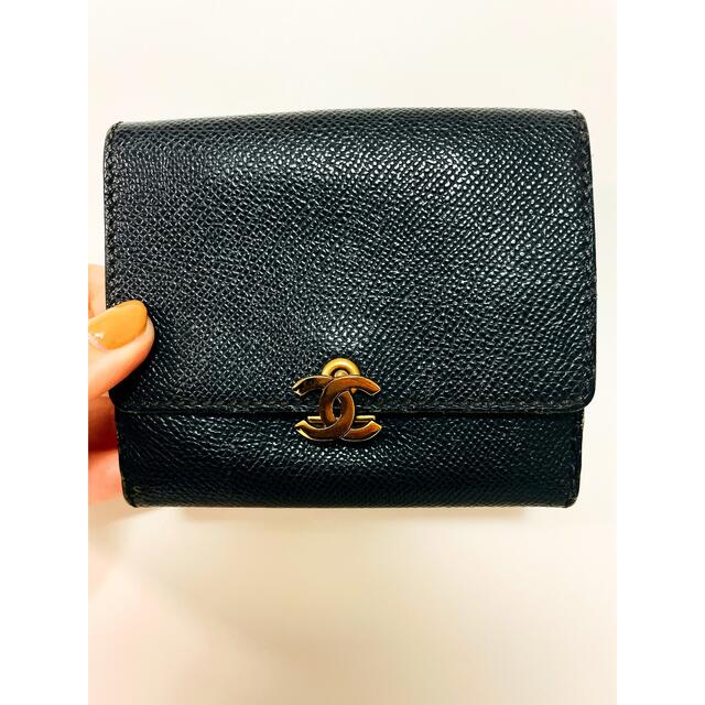 CHANEL キャビアスキン/ゴールド×ブラック/折り財布 CHANEL キャビアスキン/ゴールド×ブラック/折り財布