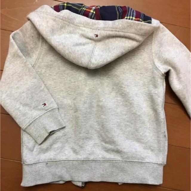 TOMMY HILFIGER(トミーヒルフィガー)のトミーフィルフィガー　パーカー　90cm キッズ/ベビー/マタニティのキッズ服男の子用(90cm~)(ジャケット/上着)の商品写真