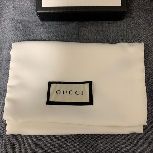 Gucci(グッチ)のグッチ　カードケース　GUCCI  定期入れ　パスケース　蜂 レディースのファッション小物(名刺入れ/定期入れ)の商品写真