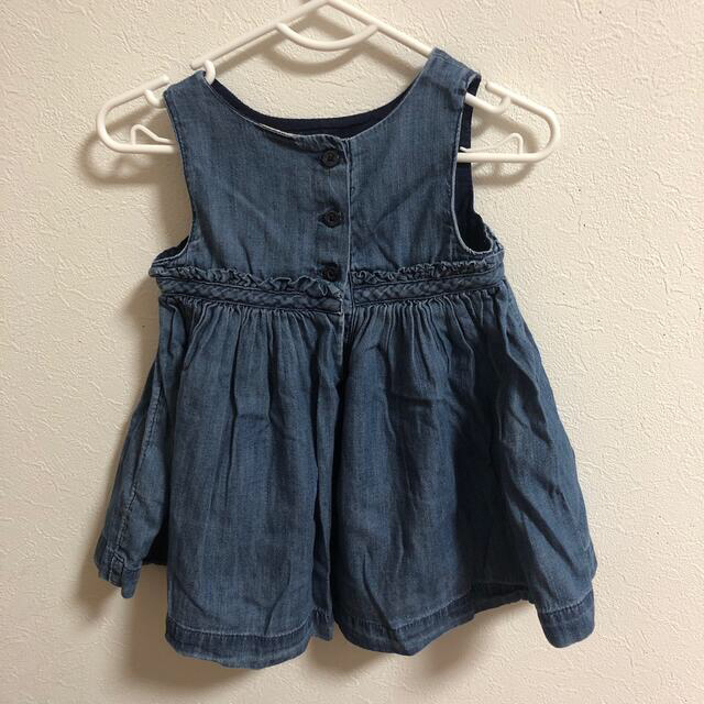 babyGAP(ベビーギャップ)のSold Out！　baby GAP デニム ワンピース 70 キッズ/ベビー/マタニティのベビー服(~85cm)(ワンピース)の商品写真