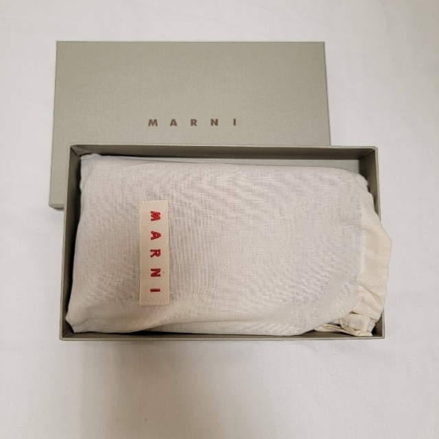 マルニ MARNI 長財布 サフィアーノ ラウンドジップ ラウンドファスナー長財