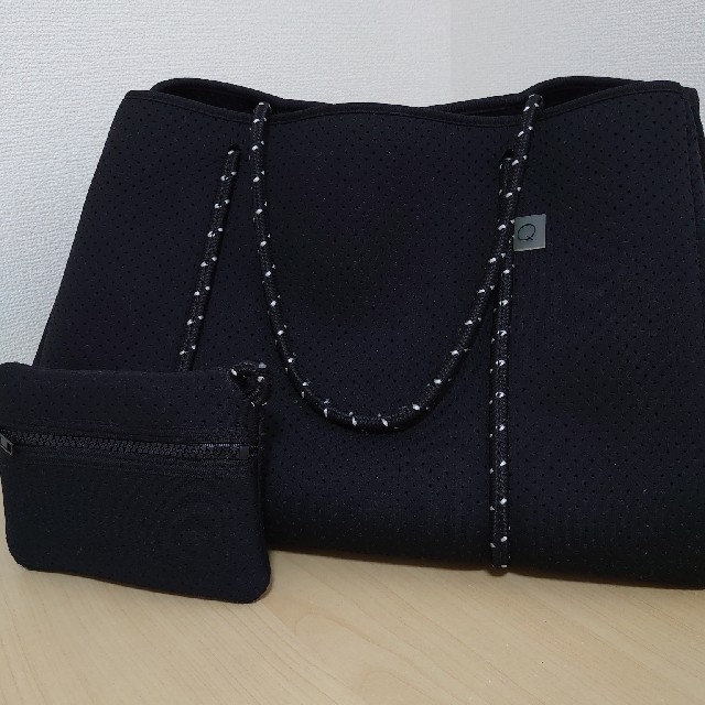 ●商談中●　キューバッグ　Ｑバッグ　トートバッグ　ブラック レディースのバッグ(トートバッグ)の商品写真