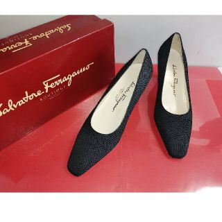 サルヴァトーレフェラガモ(Salvatore Ferragamo)の美　品！SaIvatore Ferrgamo パンプス 22440306(ハイヒール/パンプス)