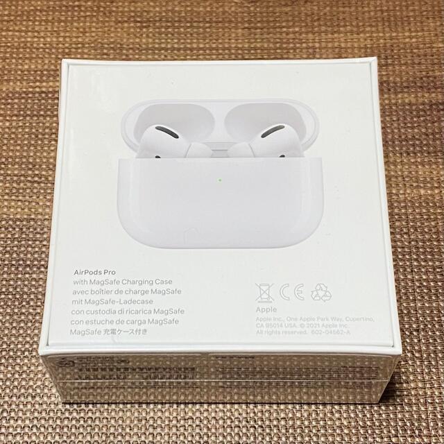 AirPods Pro MagSafe対応　2021年モデル MLWK3J/A