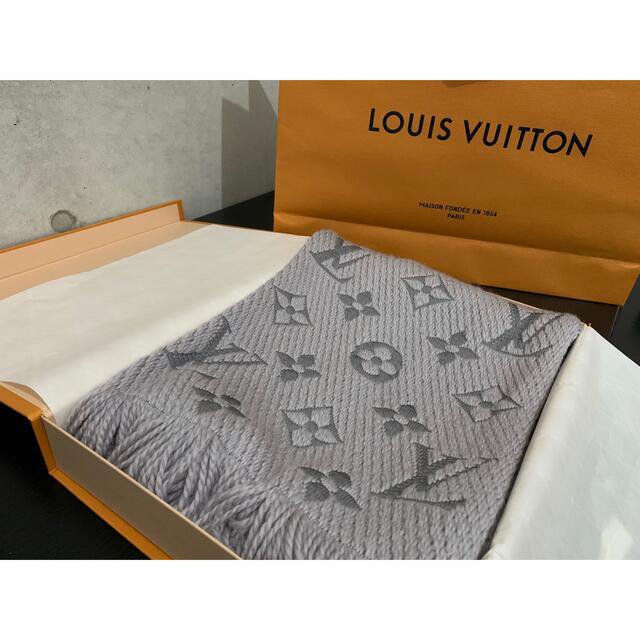 【新品未使用】LOUIS VUITTON マフラー