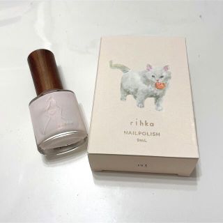 コスメキッチン(Cosme Kitchen)の限定色🐈 rihka nail polish lily(マニキュア)