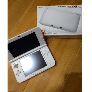 ニンテンドウ(任天堂)のNintendo 3DS  LL 本体 ホワイト(携帯用ゲーム機本体)