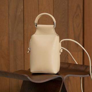 カスタネ(Kastane)の【Amiur】bucket handle bag(ショルダーバッグ)