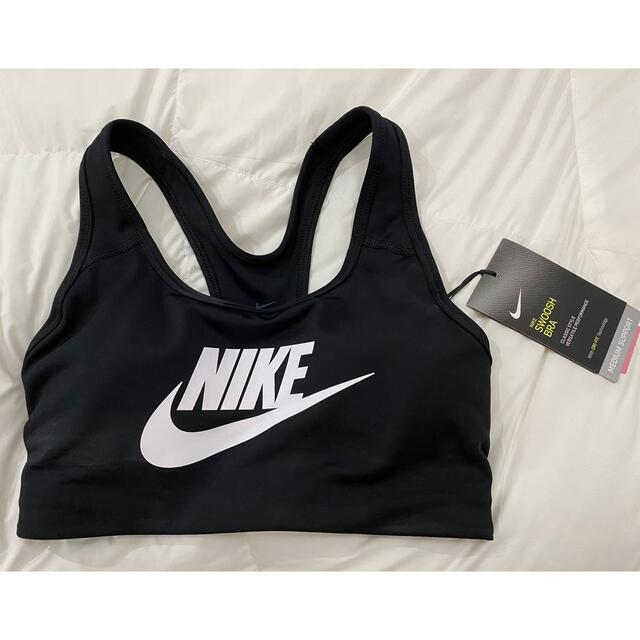 NIKE(ナイキ)のNIKE トレーニングブラトップ スポーツ/アウトドアのランニング(ウェア)の商品写真