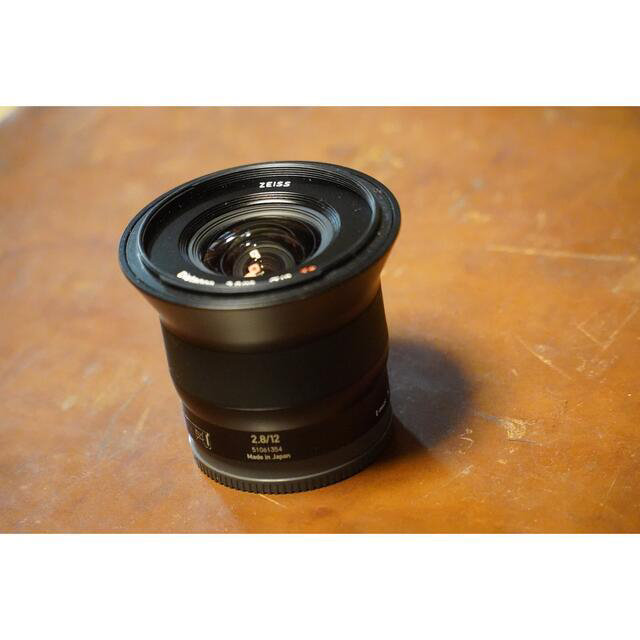 SONY(ソニー)のCarl zeiss touit 12mm F2.8 RX100m7セット スマホ/家電/カメラのカメラ(レンズ(単焦点))の商品写真