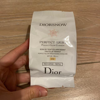ディオール(Dior)のDior   スノー パーフェクト ライト クッション 010 パル様専用(ファンデーション)