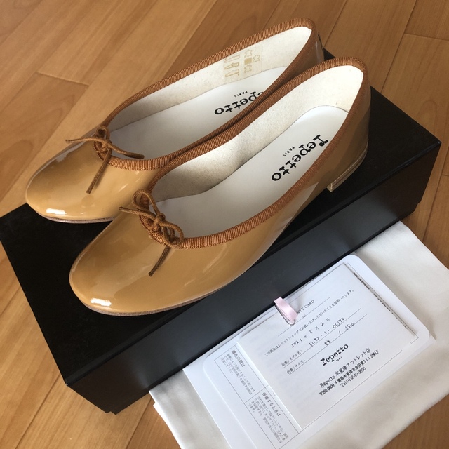 repetto(レペット)のrepetto レペット エナメル　バレエシューズ  35 レディースの靴/シューズ(バレエシューズ)の商品写真