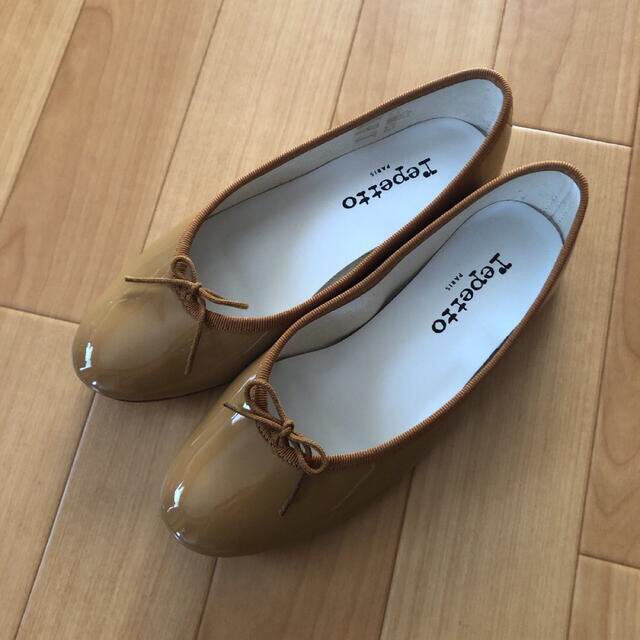 repetto(レペット)のrepetto レペット エナメル　バレエシューズ  35 レディースの靴/シューズ(バレエシューズ)の商品写真