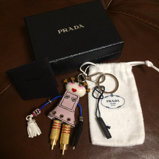 ップにて PRADA - PRADA プラダ ロボットチャーム 新品未使用品の通販