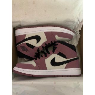 ナイキ(NIKE)のNike AirJordan1 Mid エアジョーダン1 ミッド ベリー ピンク(スニーカー)