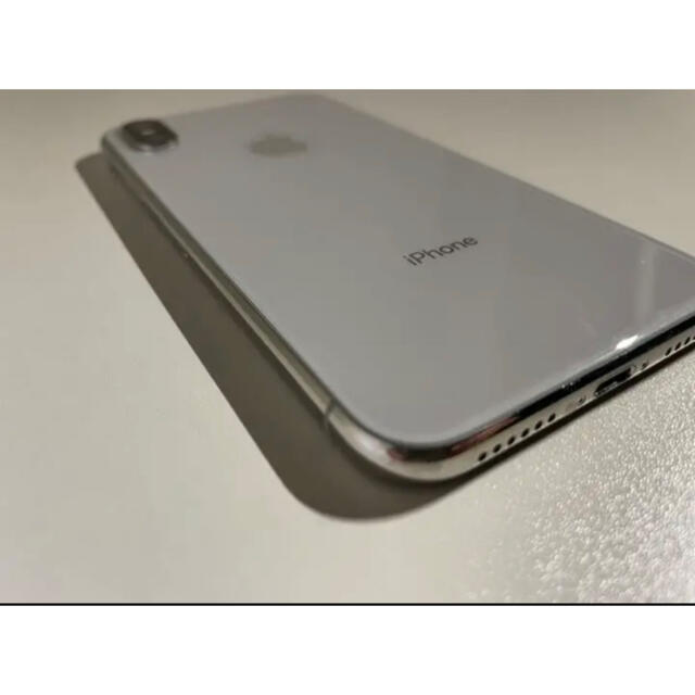 iPhone(アイフォーン)の【大評判！】Apple iPhone X 64GB SIMフリー スマホ/家電/カメラのスマートフォン/携帯電話(スマートフォン本体)の商品写真