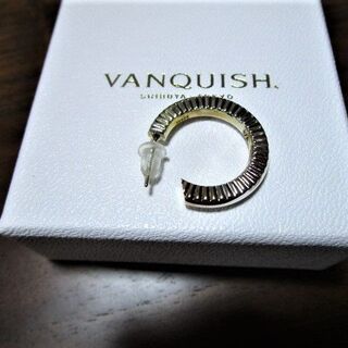 ヴァンキッシュ(VANQUISH)の未使用　ヴァンキッシュ　SIDE CUT RING　ピアス～SILVER925～(ピアス(片耳用))