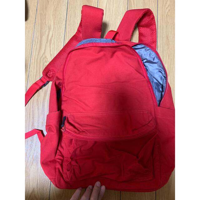 UNIQLO(ユニクロ)の赤いリュックサック レディースのバッグ(リュック/バックパック)の商品写真