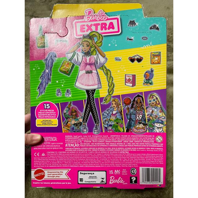 【日本未発売】EXTRA Barbie バービー人形　新品未使用