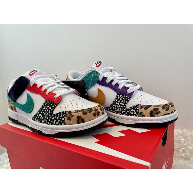 NIKE(ナイキ)のNike WMNS Dunk Low "Patchwork" 22cm レディースの靴/シューズ(スニーカー)の商品写真