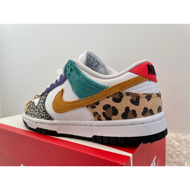 NIKE(ナイキ)のNike WMNS Dunk Low "Patchwork" 22cm レディースの靴/シューズ(スニーカー)の商品写真