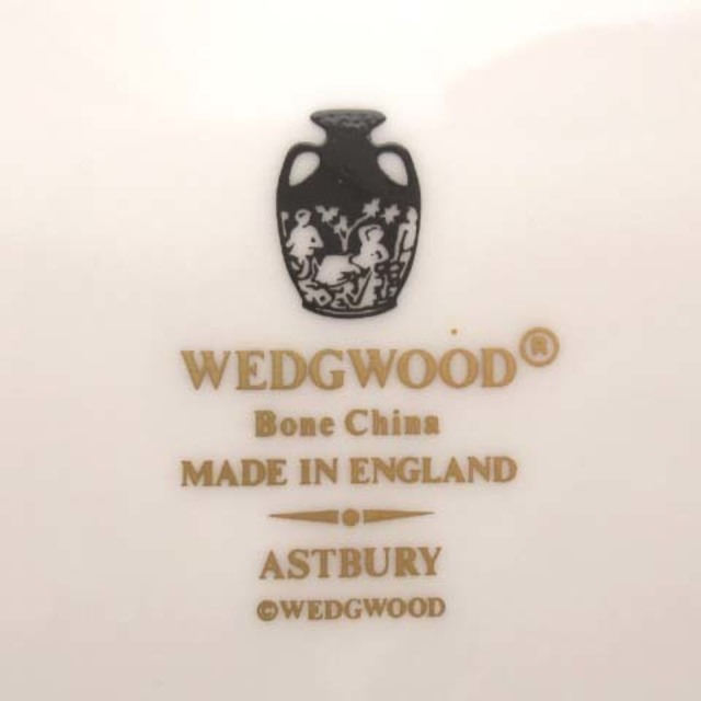 WEDGWOOD(ウェッジウッド)のウェッジウッド アストバリー プレート K22金彩 20.5cm 中皿 ブラック エンタメ/ホビーの美術品/アンティーク(陶芸)の商品写真