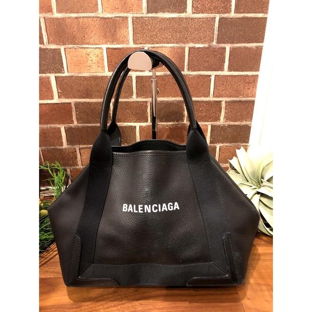 最高の品質の 新型 Balenciaga BALENCIAGA バレンシアガ トートバッグ レザー ネイビーカバスS トートバッグ 