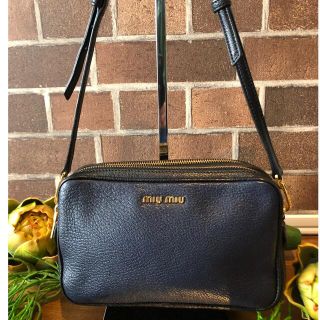 miumiu   超美品 MIUMIU レザーショルダーバッグ ミュウミュウの