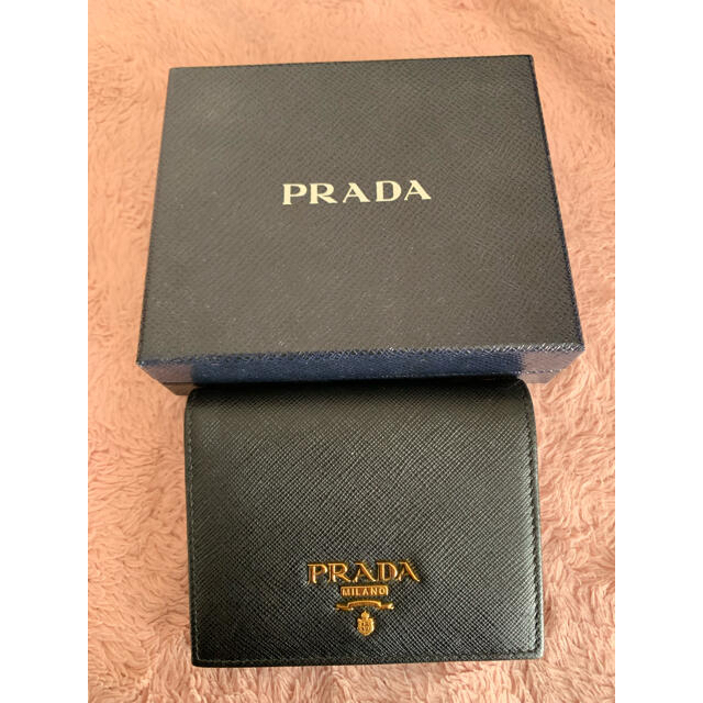 PRADAお財布????