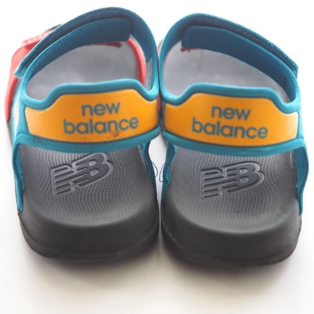 New Balance(ニューバランス)のnew balance　キッズ　サンダル　23センチ キッズ/ベビー/マタニティのキッズ靴/シューズ(15cm~)(サンダル)の商品写真