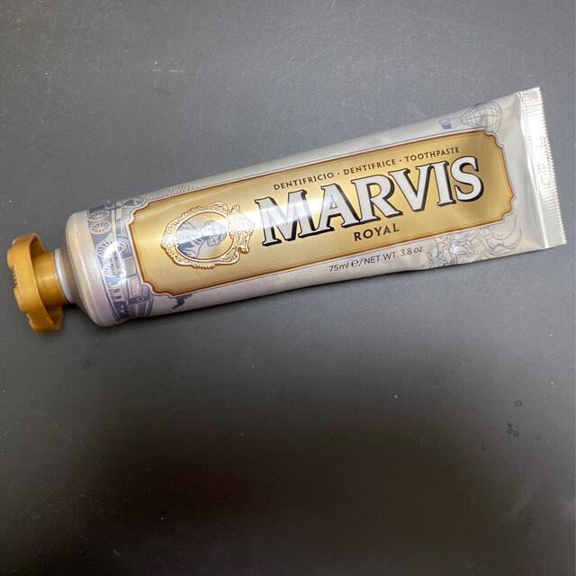 MARVIS(マービス)の新品未使用　MARVIS Royal 75ml コスメ/美容のオーラルケア(歯磨き粉)の商品写真