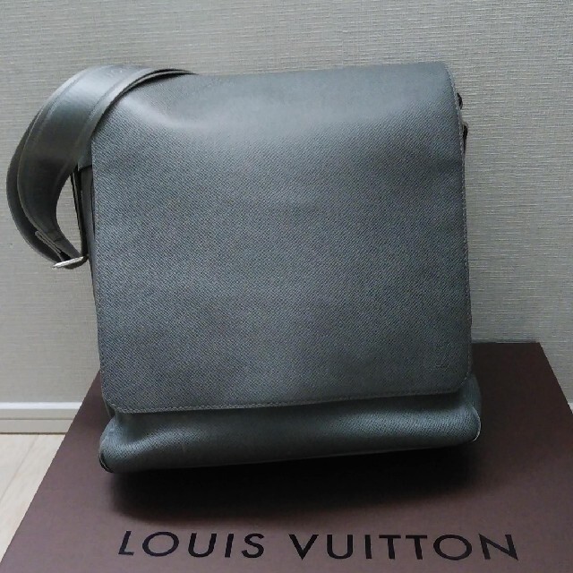 ルイヴィトン　LOUIS VUITTON　ロマンPM