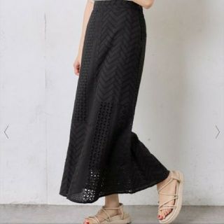 ナチュラルクチュール(natural couture)の最終お値下げ品 Web限定品 オーバーレースパッチワークスカート(ロングスカート)