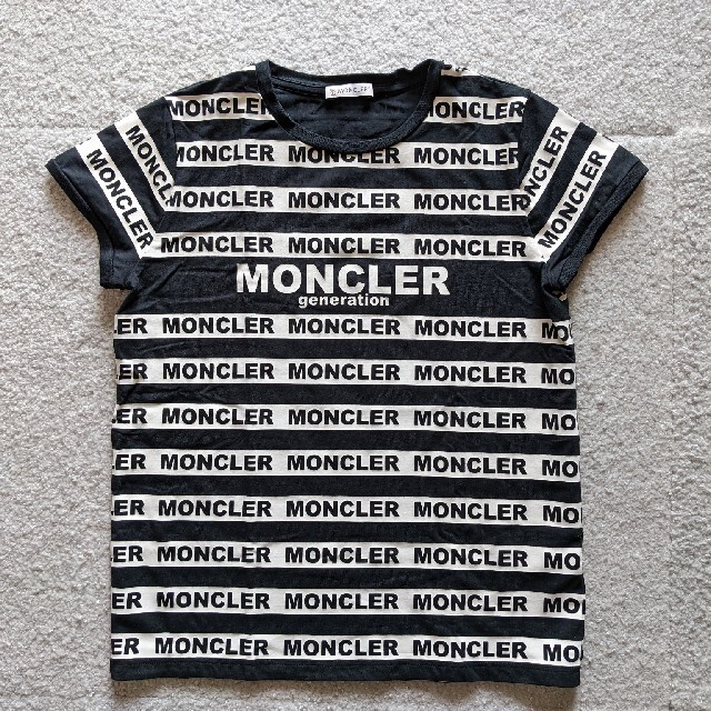 MONCLER　キッズ　Tシャツ