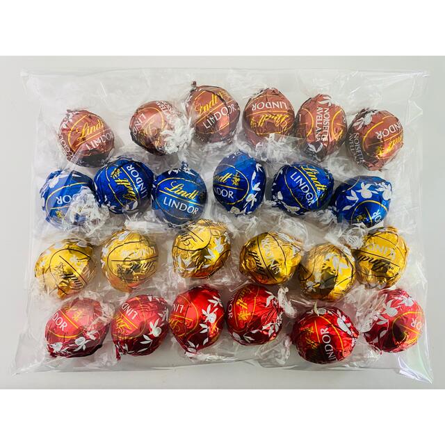 Lindt(リンツ)の【大人気】リンツリンドールチョコレート LINDOR ゴールド24個 食品/飲料/酒の食品(菓子/デザート)の商品写真