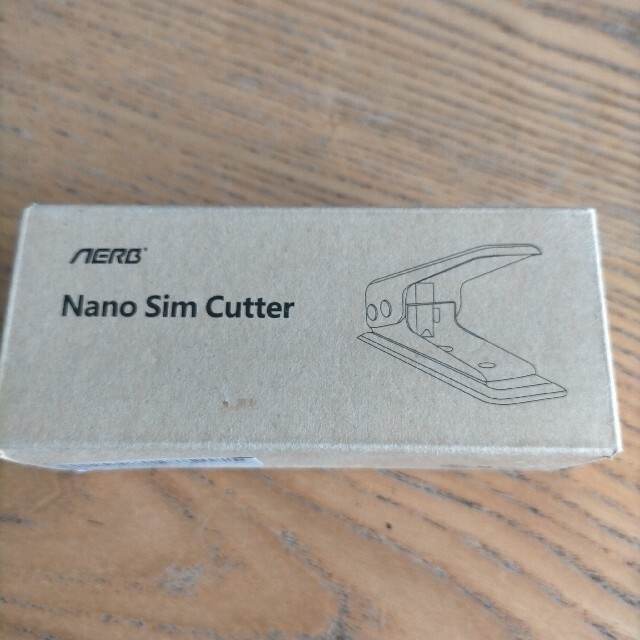 ナノシムカッター　Nano sim cutter スマホ/家電/カメラのスマホアクセサリー(その他)の商品写真