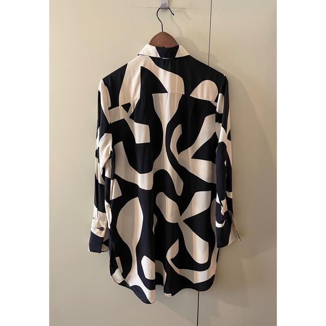BY MALENE BIRGER - バイマレーネビルガー ブラック×オフホワイト 総柄