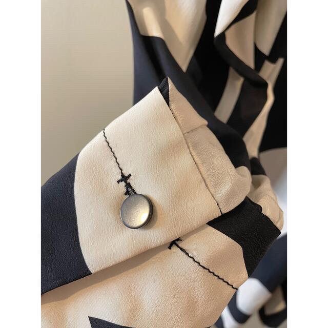 BY MALENE BIRGER - バイマレーネビルガー ブラック×オフホワイト 総柄