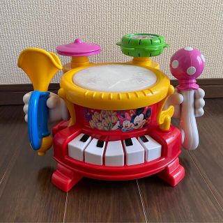 タカラトミー トゥーンタウン リズム遊びいっぱいマジカルバンド(楽器のおもちゃ)