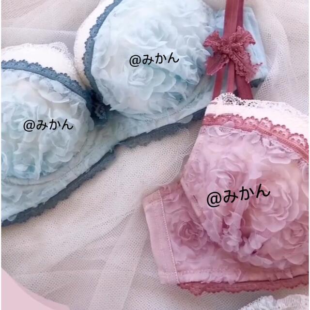 恋の花開く✨♥️ふわもこ3Dチュールフラワーブラショーツセット レディースの下着/アンダーウェア(ブラ&ショーツセット)の商品写真