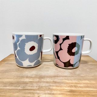 マリメッコ(marimekko)のmarimekko マリメッコ　完売＋新作UNIKKOマグカップ　2点新品送料込(グラス/カップ)