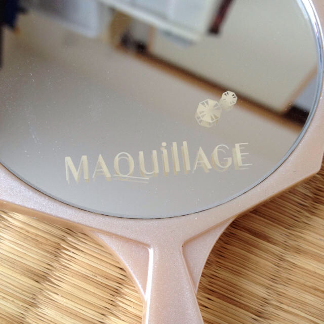 MAQuillAGE(マキアージュ)のポーチ＆デコデザインな手鏡セット レディースのファッション小物(ポーチ)の商品写真