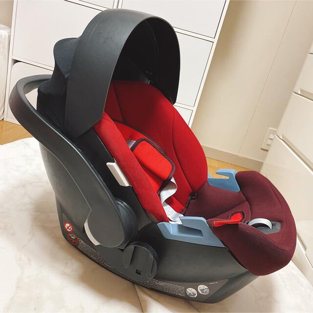 cybex(サイベックス)の【美品】cybex チャイルドシート キッズ/ベビー/マタニティの外出/移動用品(自動車用チャイルドシート本体)の商品写真