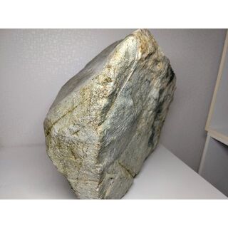 姫川産 1.2kg 翡翠 ヒスイ 翡翠原石 原石 鉱物 鑑賞石 自然石 誕生石