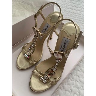 ジミーチュウ(JIMMY CHOO)の【美品】ジミーチュウ　ビジューサンダル　35.5(サンダル)